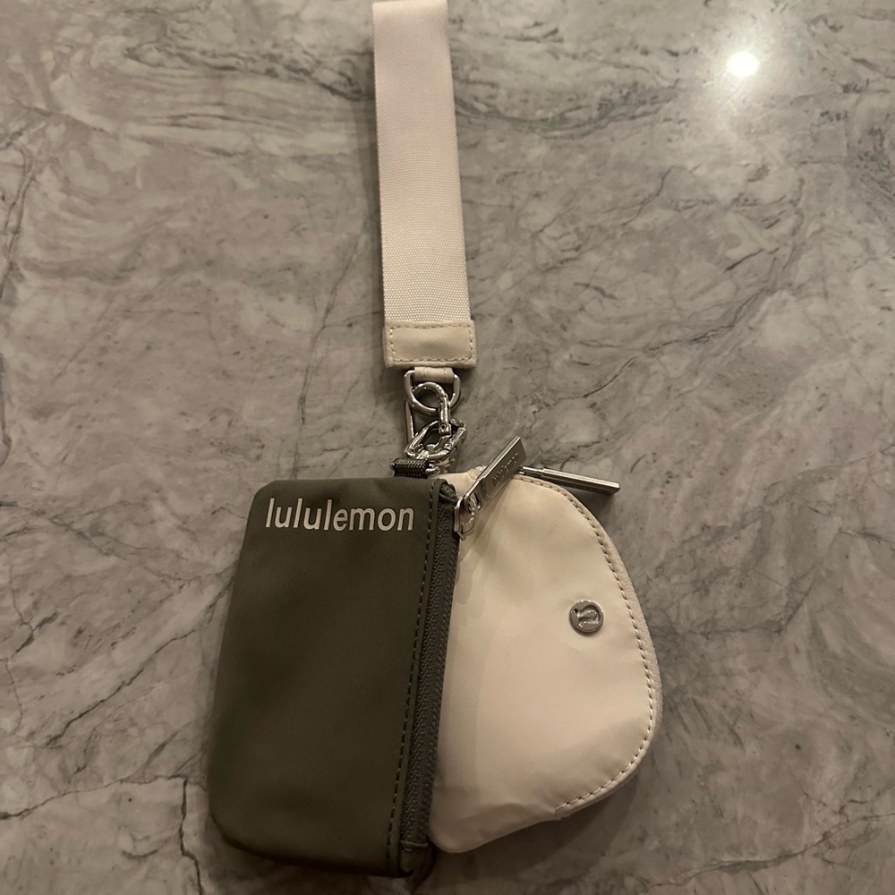 Lululemon dual wallet and pouch